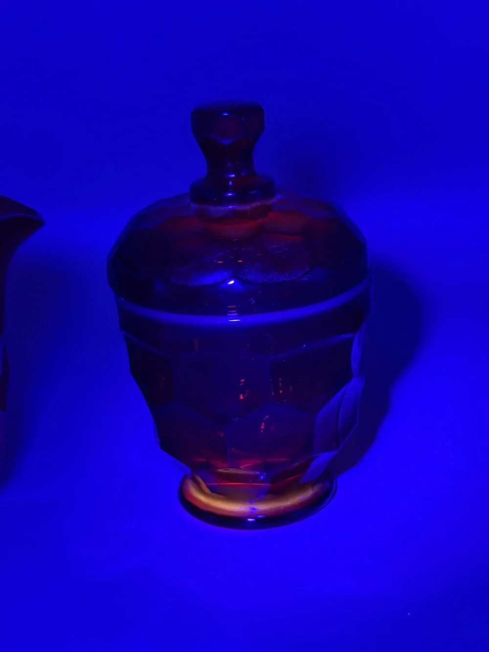 Vintage Viking Glass Georgian Ruby Red Amberina Covered Sugar & Creamer GLOWS